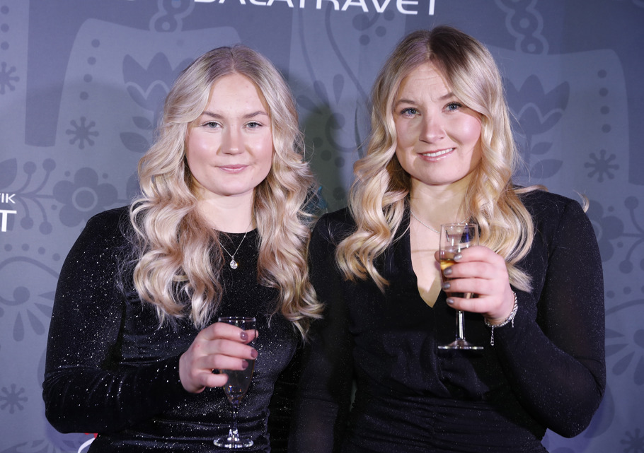 Lina och Jenny Björk